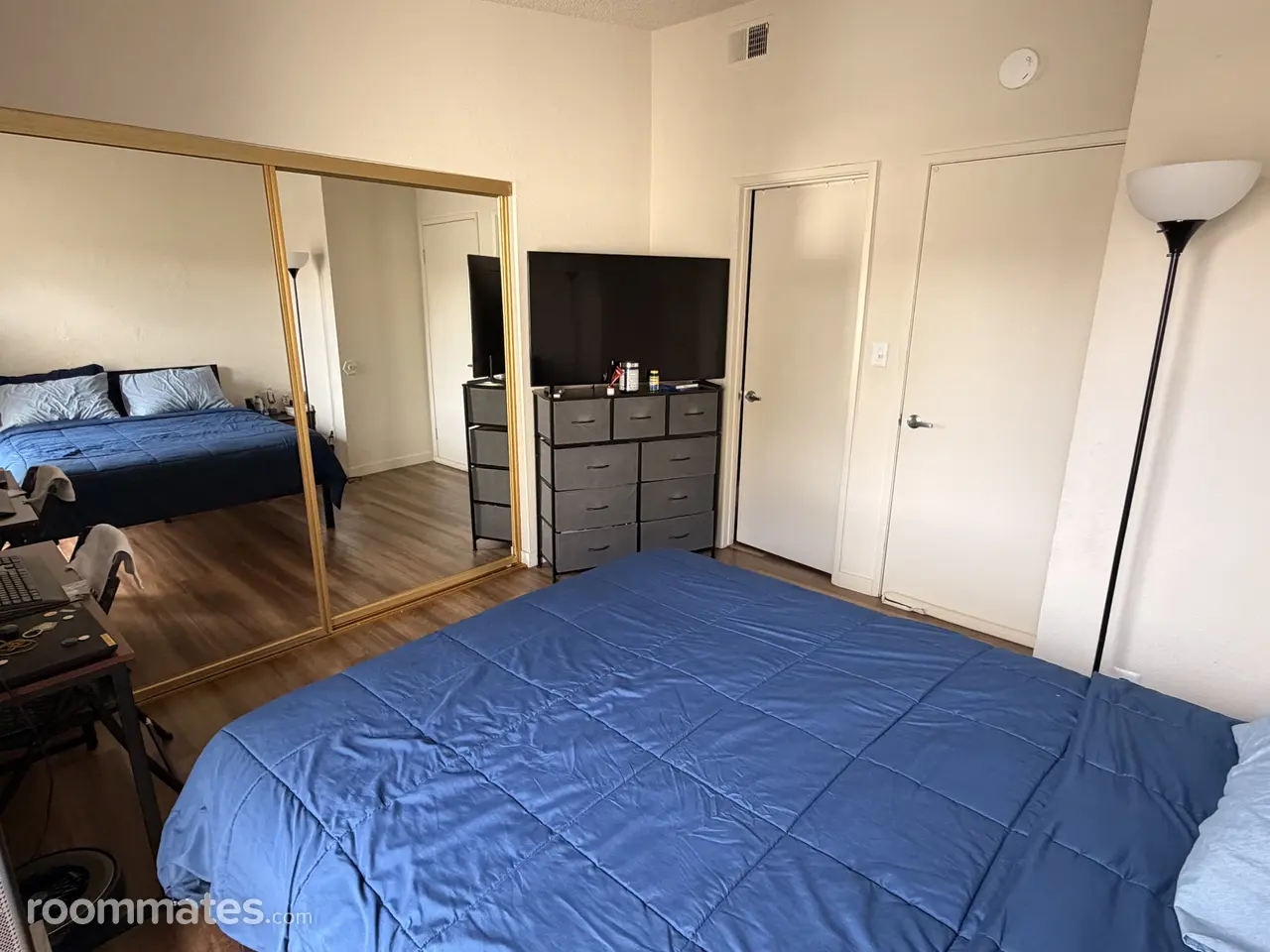 Profile photo 2 of 7