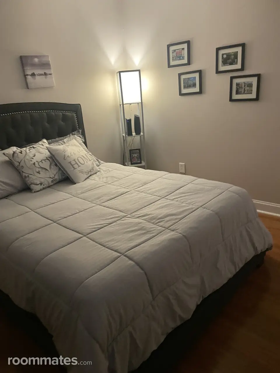 Profile photo 10 of 14