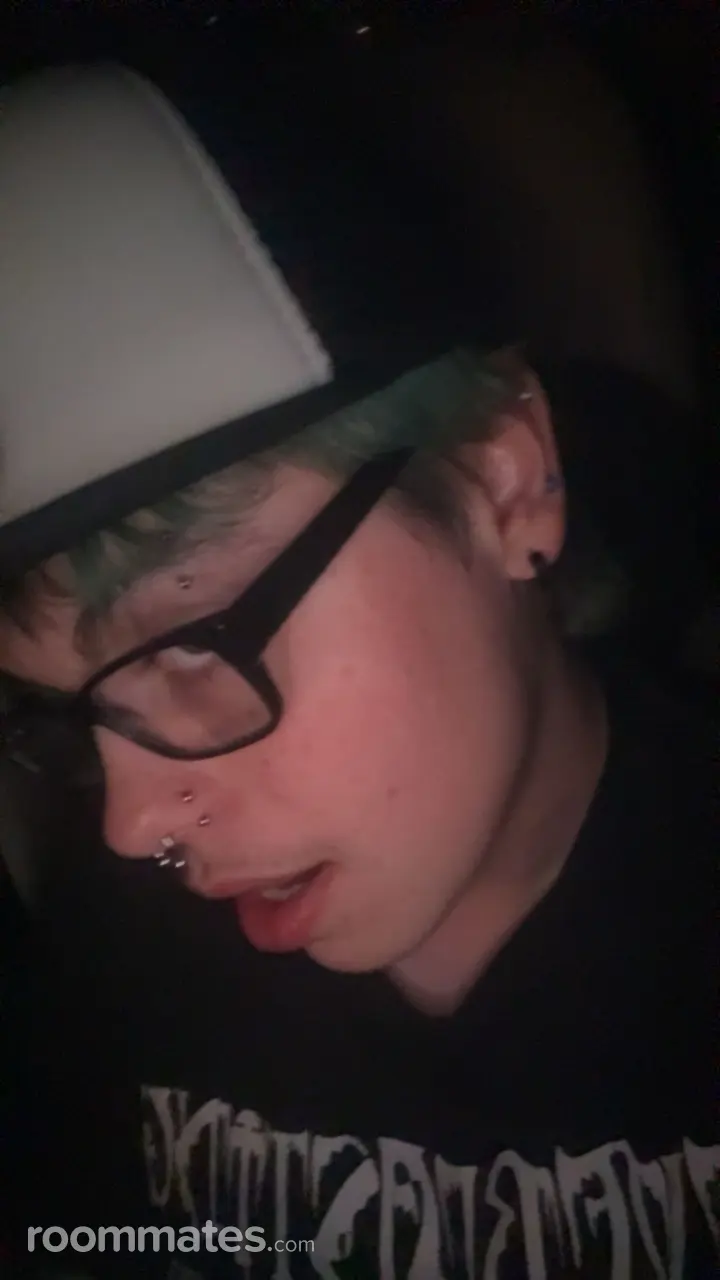 Profile photo 3 of 9