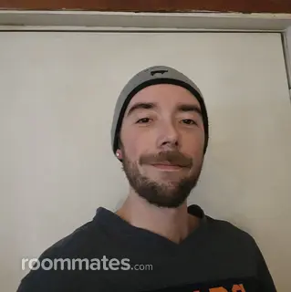 Roommate looking Sugar Grove, IL, $1000