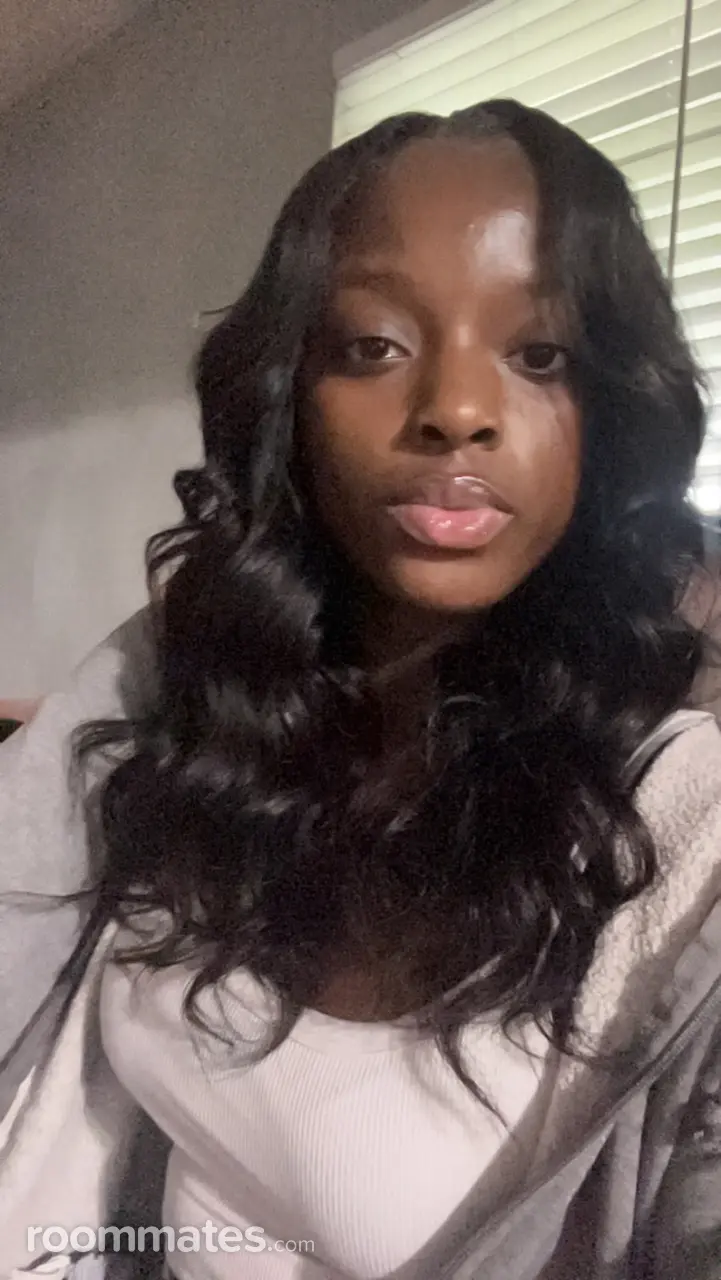 Profile photo 1 of 1