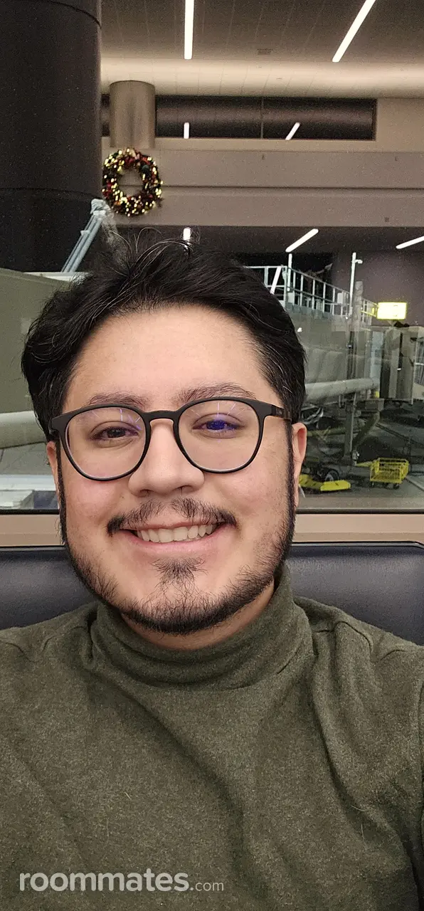 Profile photo 15 of 15