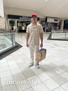 Roommate looking Olympia, WA, $700