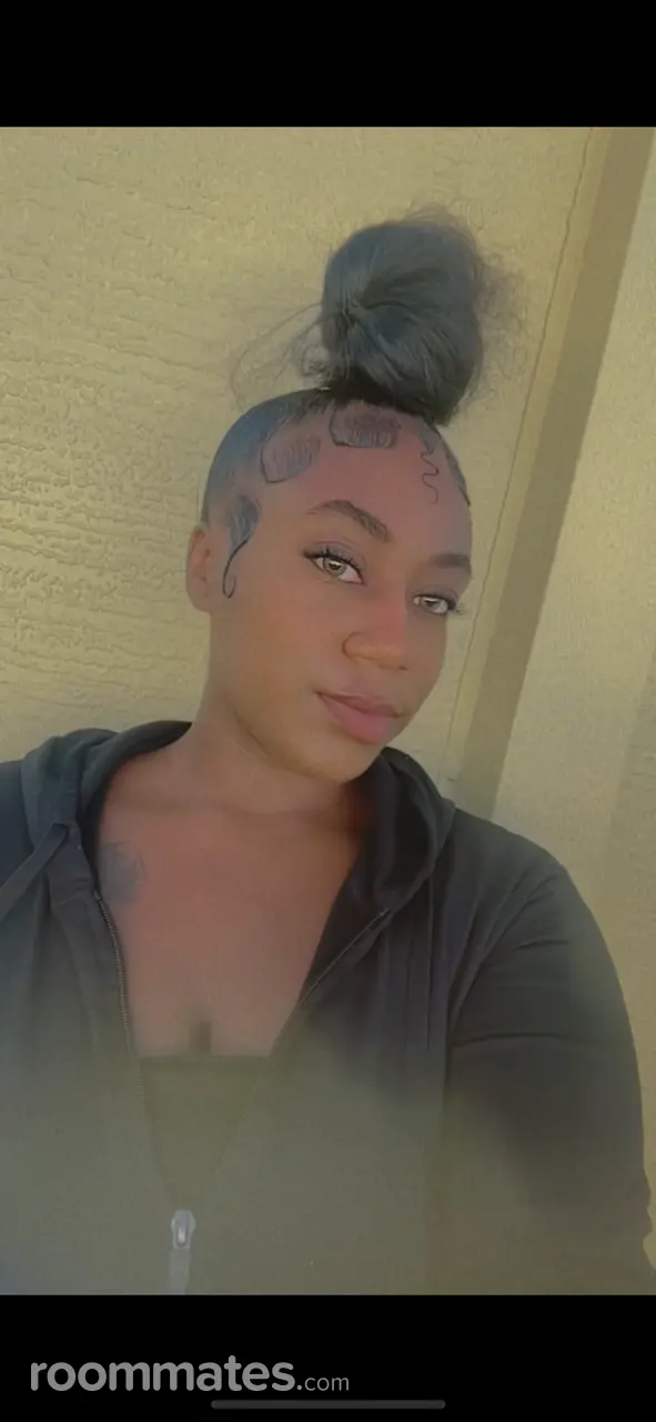 Profile photo 1 of 1