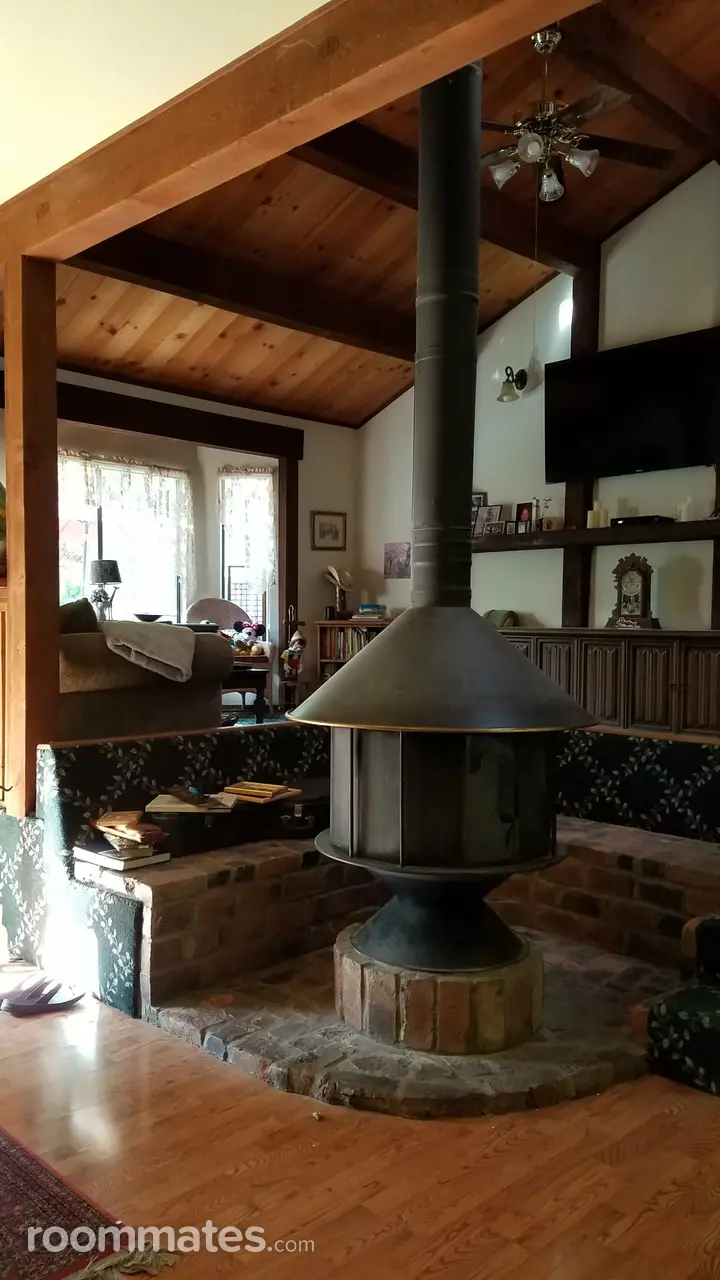 Profile photo 3 of 10