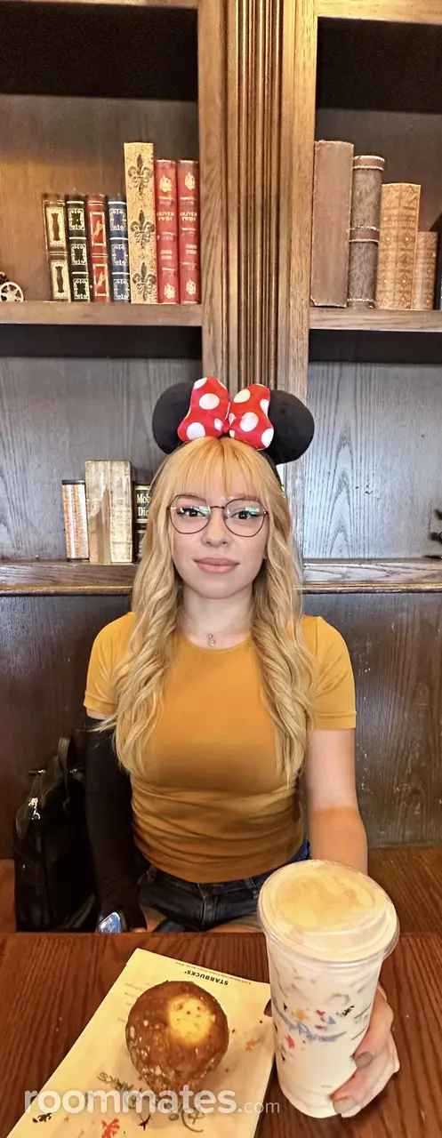 Profile photo 1 of 1