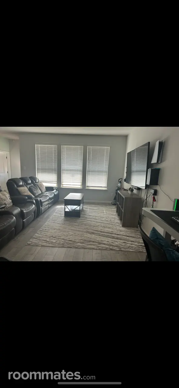 Profile photo 2 of 7