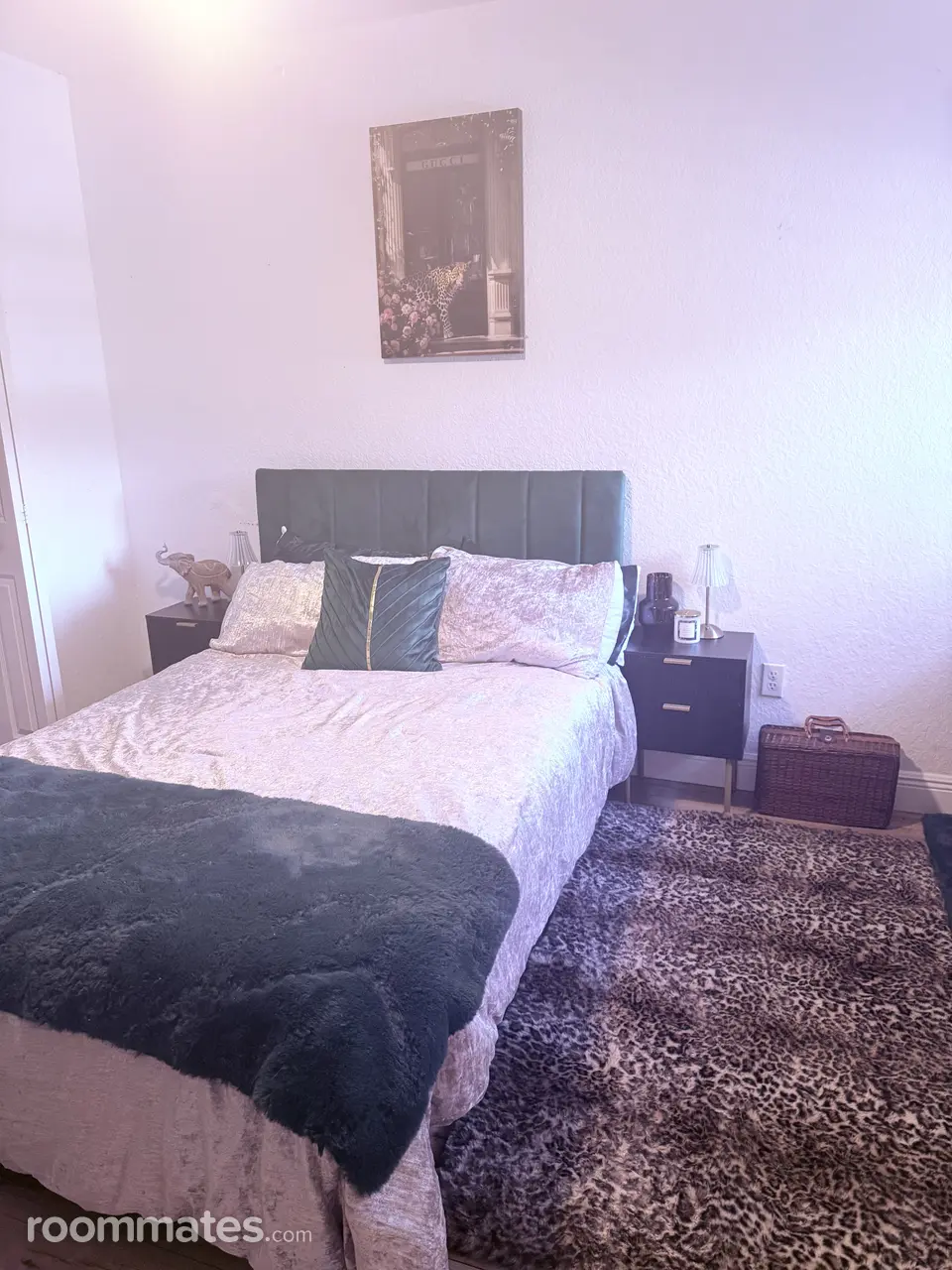 Profile photo 3 of 10