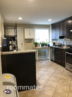 Room for rent in Baltimore, MD $800, house