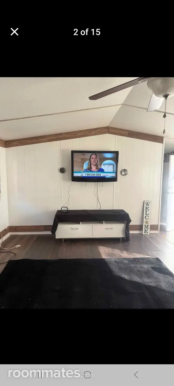 Profile photo 3 of 9