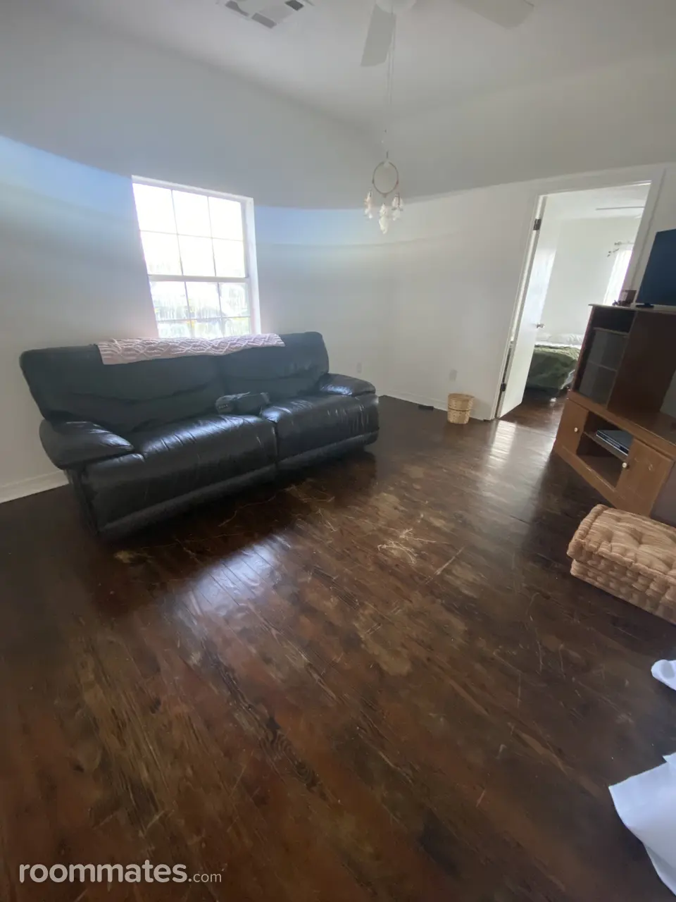 Profile photo 3 of 7