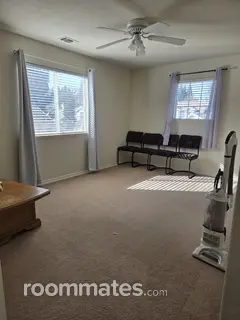 Room for rent in Gold River, CA $1000, house