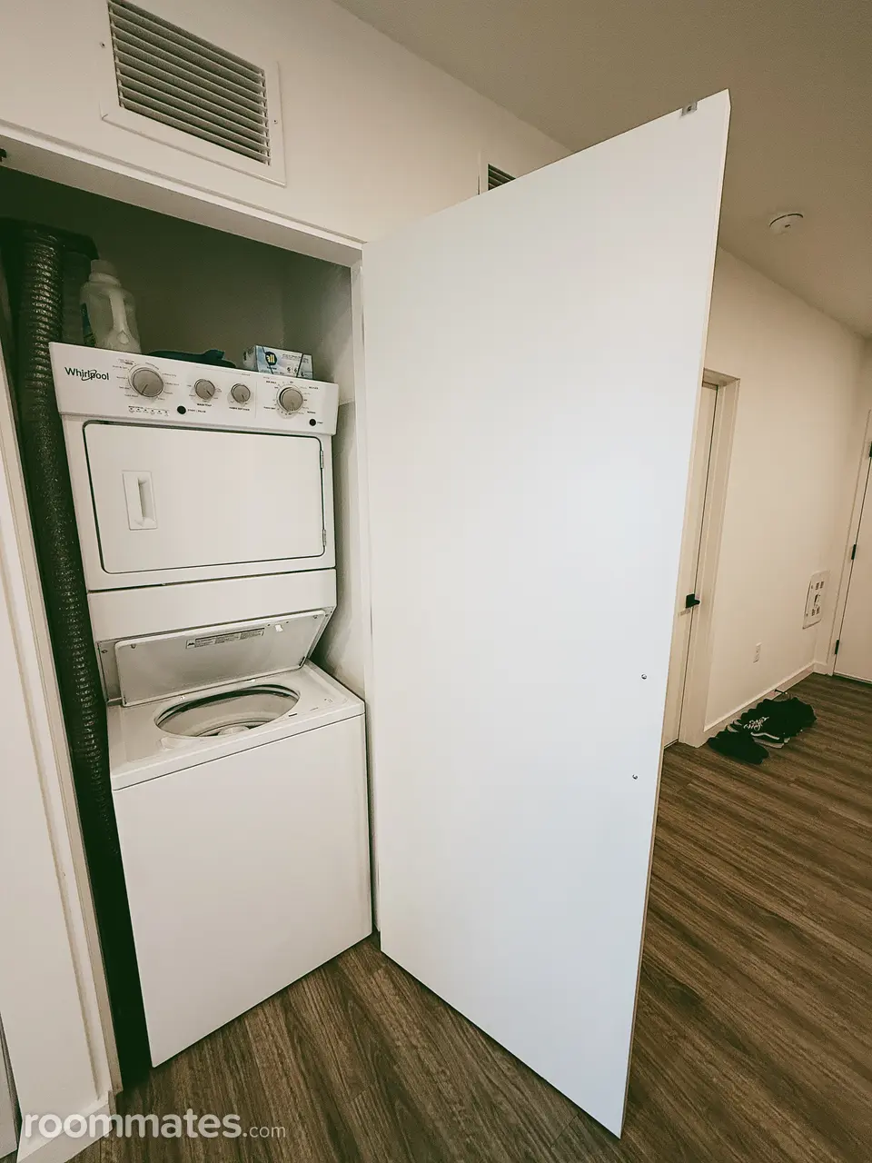 Profile photo 4 of 19