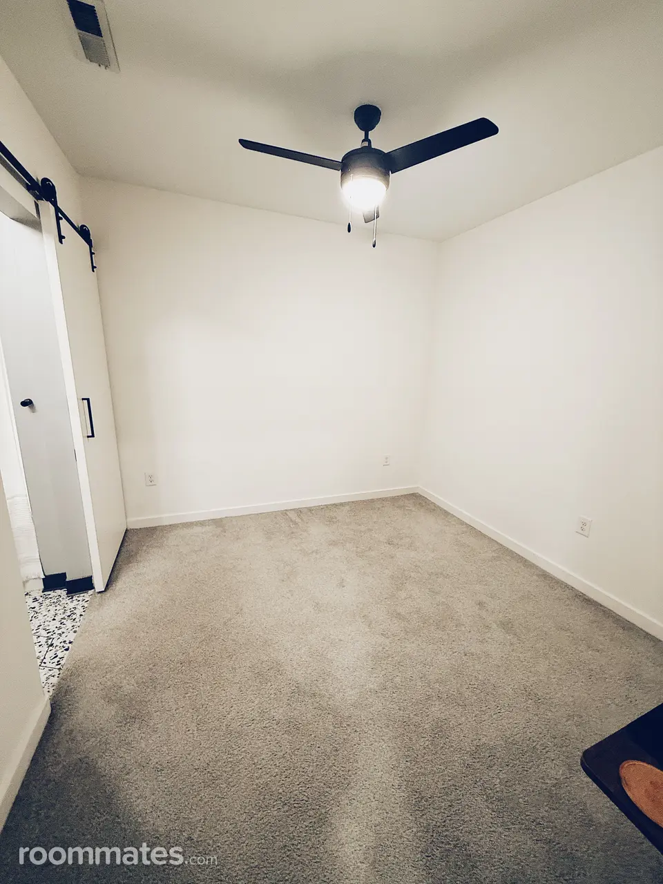 Profile photo 2 of 19