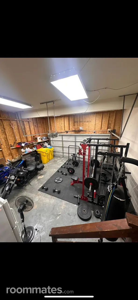 Profile photo 9 of 13