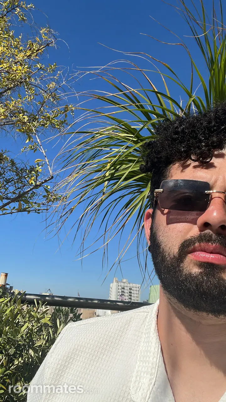 Profile photo 5 of 5