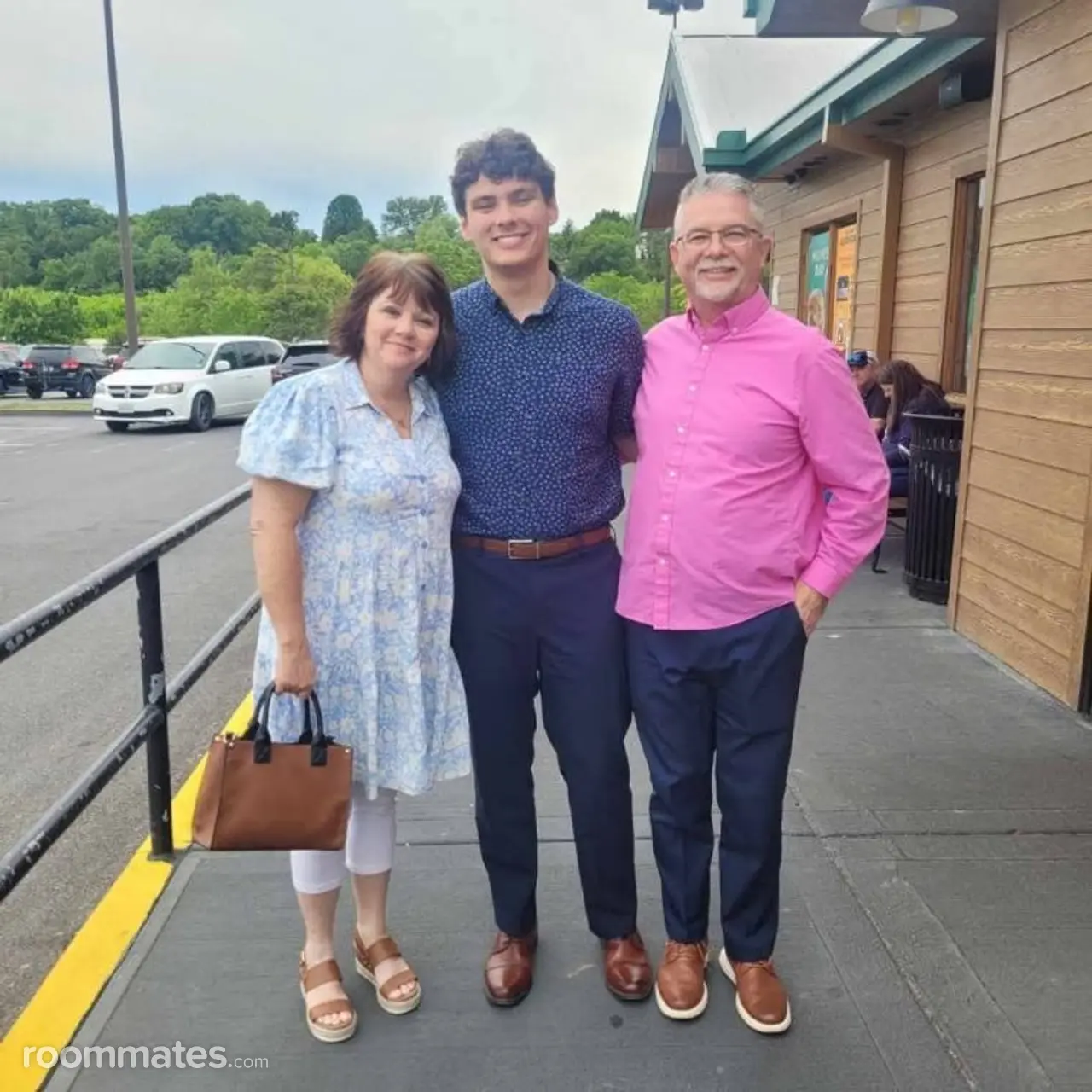 Profile photo 3 of 8