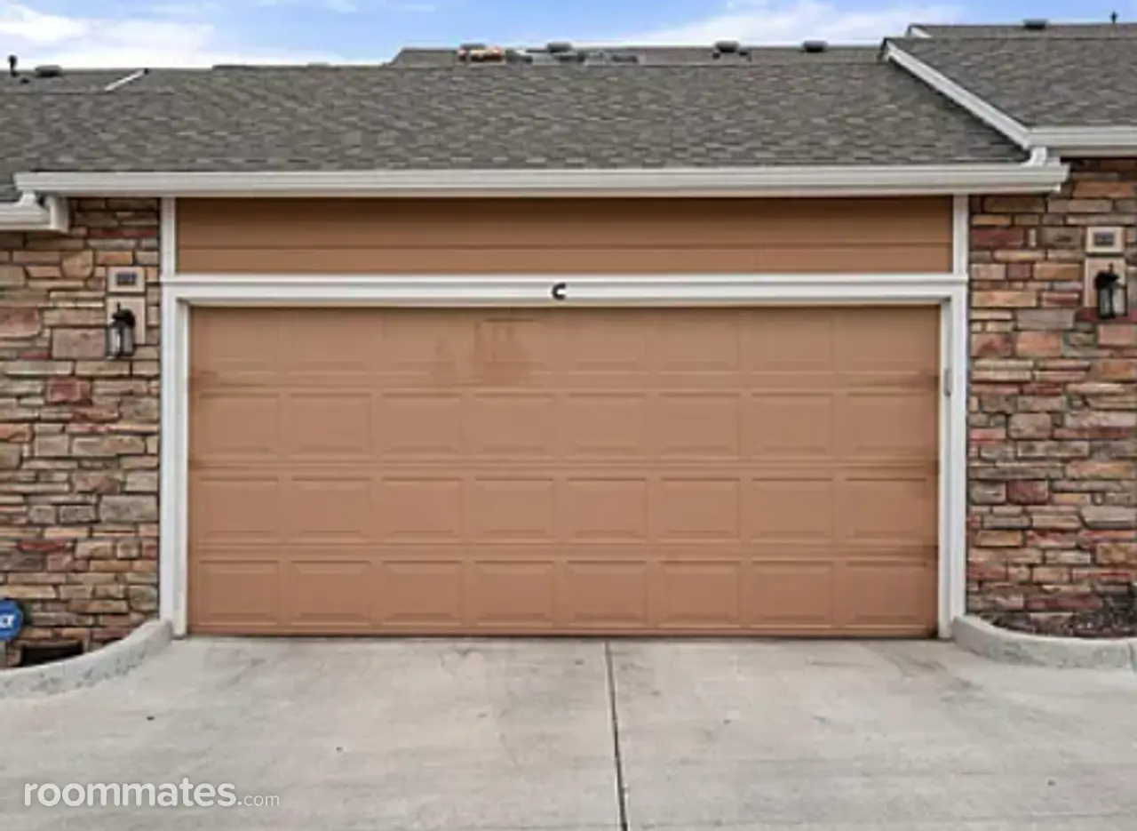 Profile photo 8 of 9