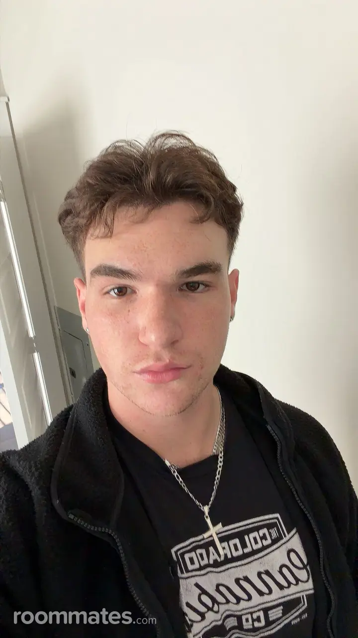 Profile photo 1 of 1