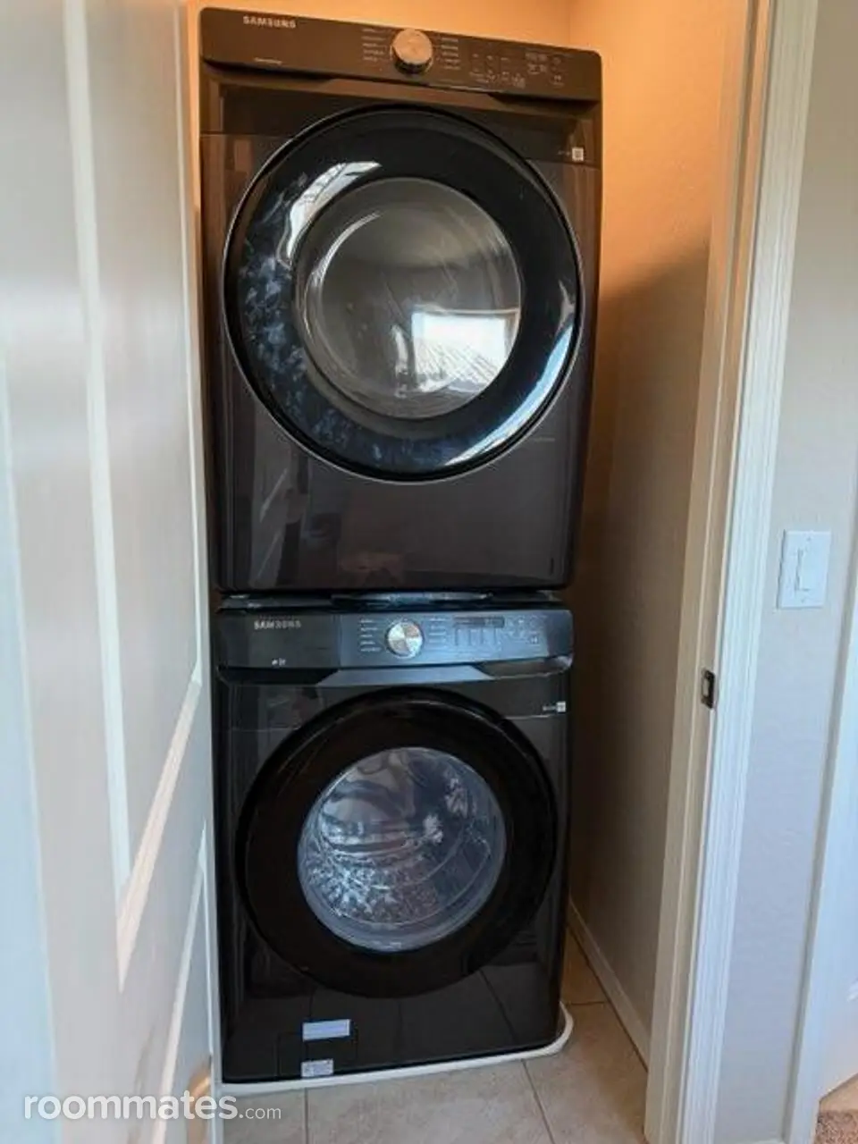 Profile photo 9 of 11