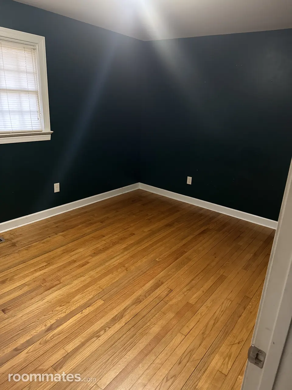 Profile photo 1 of 5