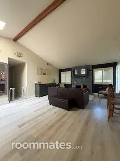 Room for rent in Oceanside, CA $1350, house