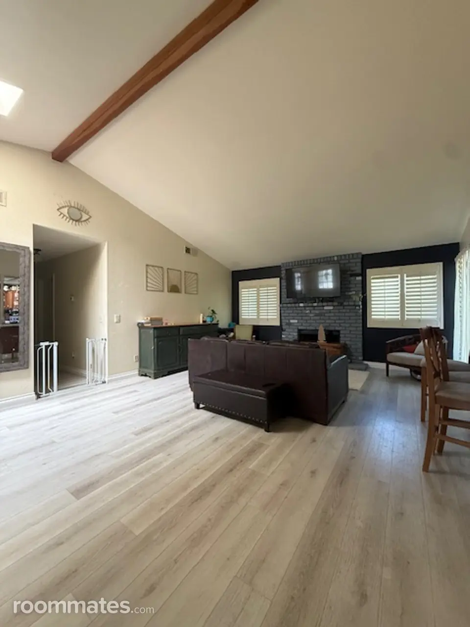 Profile photo 1 of 5