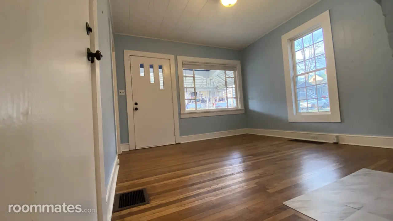 Profile photo 2 of 7