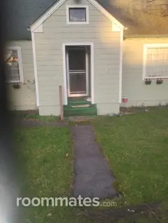 Room for rent in Yelm, WA $1100, house