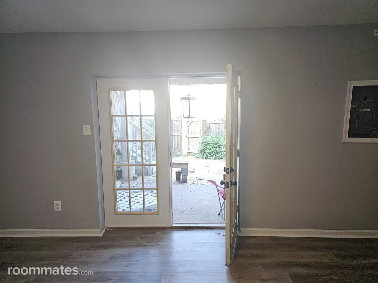 Profile photo 3 of 6