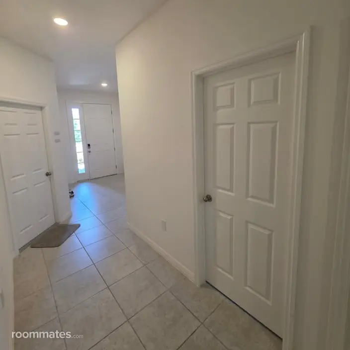 Room for rent in Haines City, FL $800, house