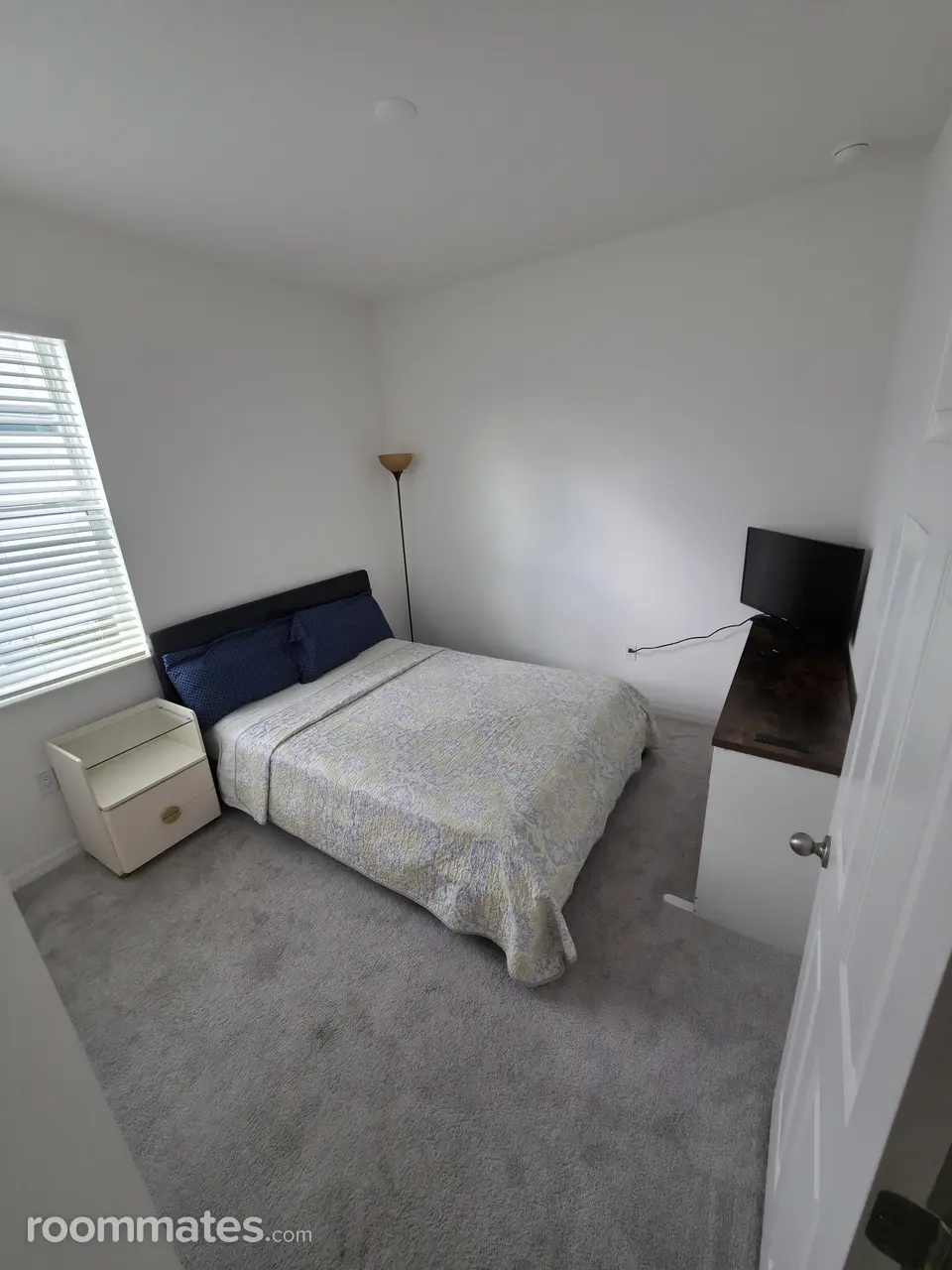 Profile photo 4 of 8