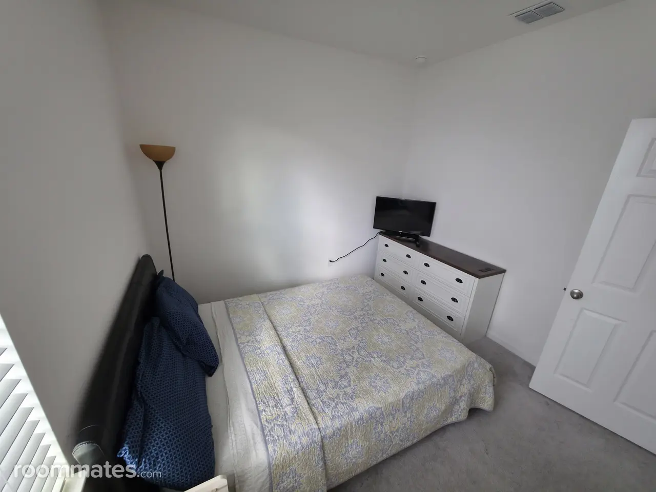 Profile photo 5 of 8