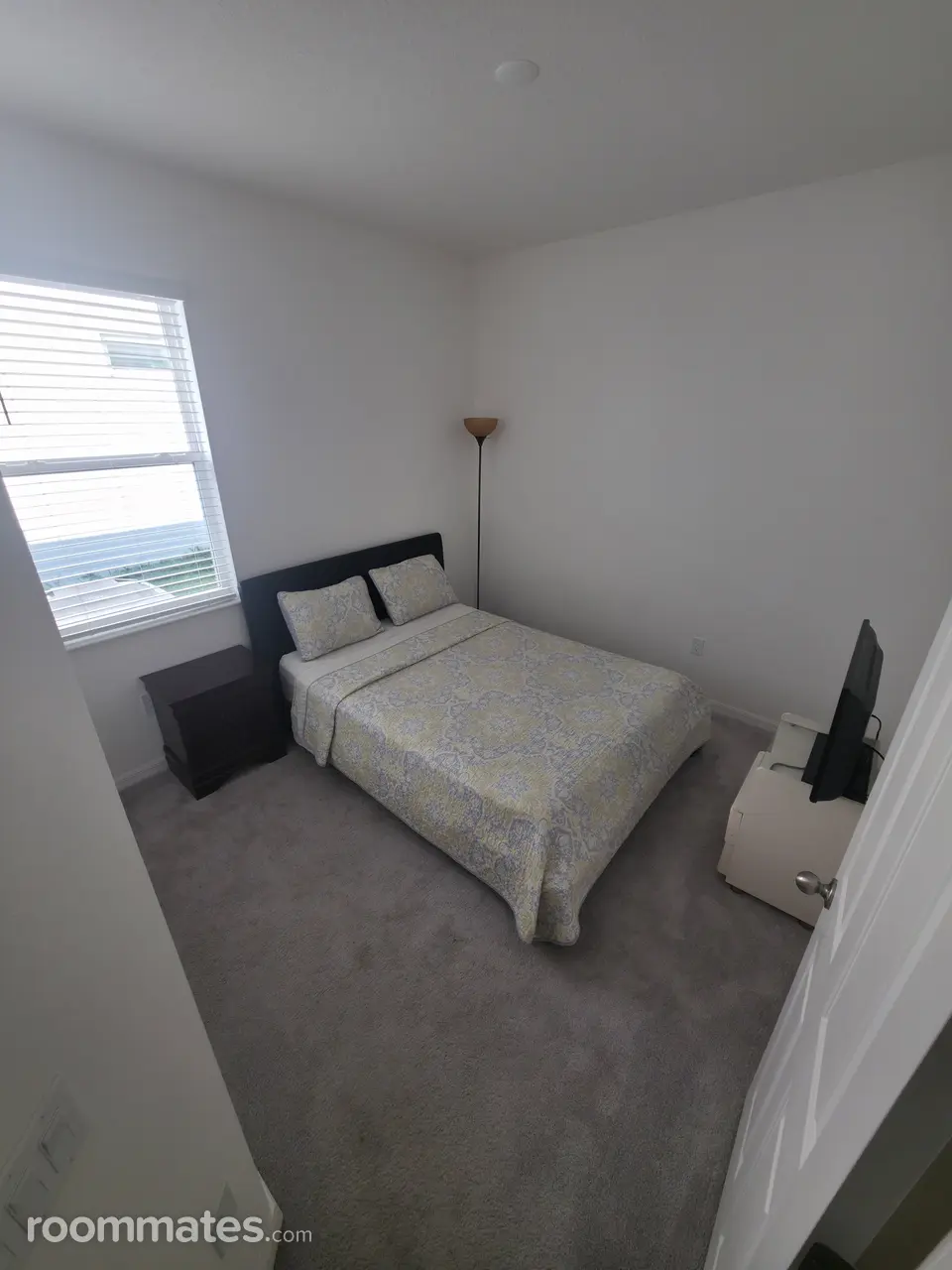 Profile photo 8 of 8