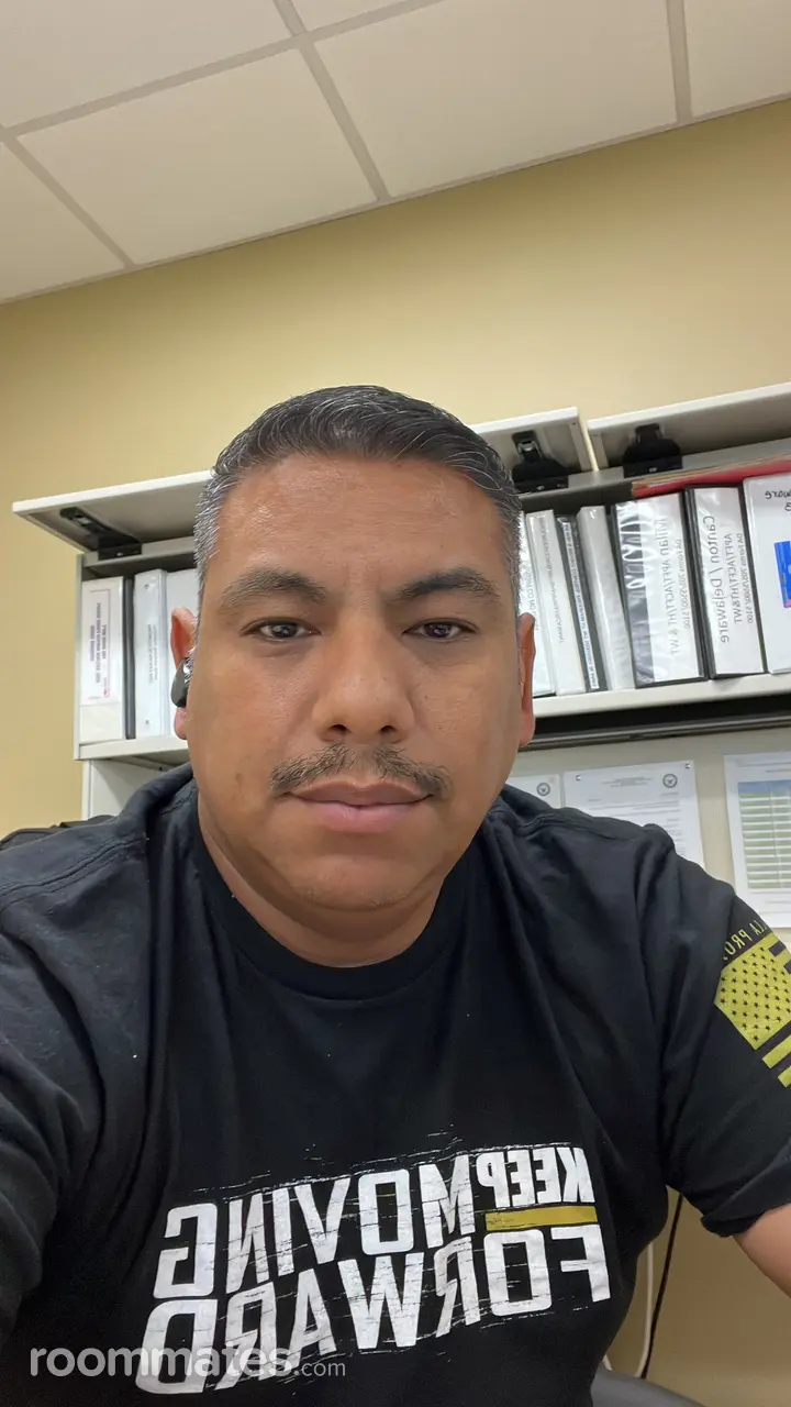 Profile photo 1 of 1