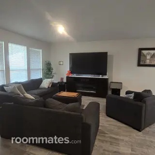 Room for rent in Fort Worth, TX $700, house