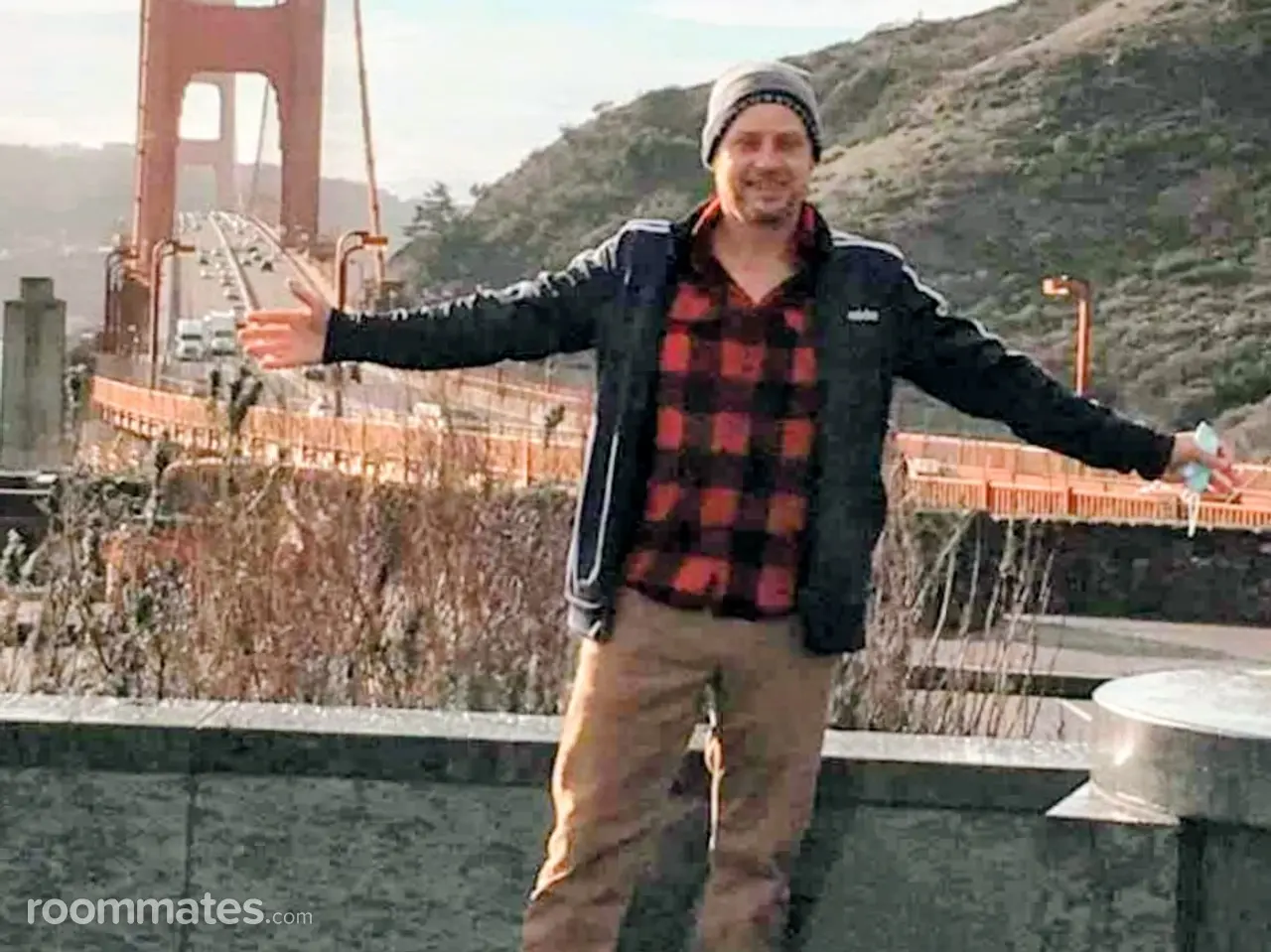 Profile photo 4 of 4