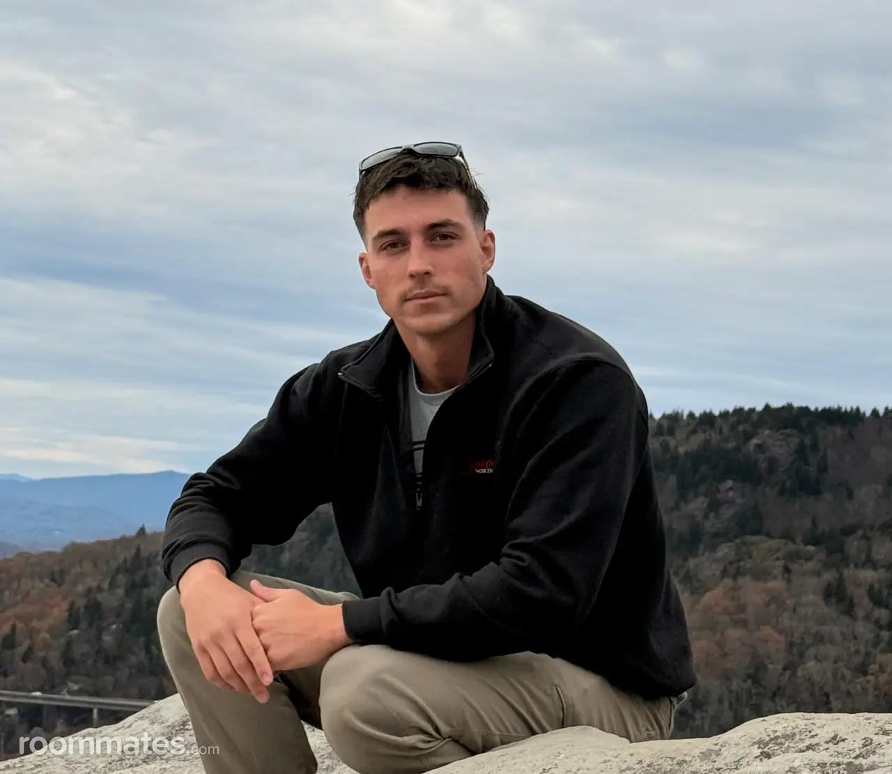 Profile photo 4 of 4