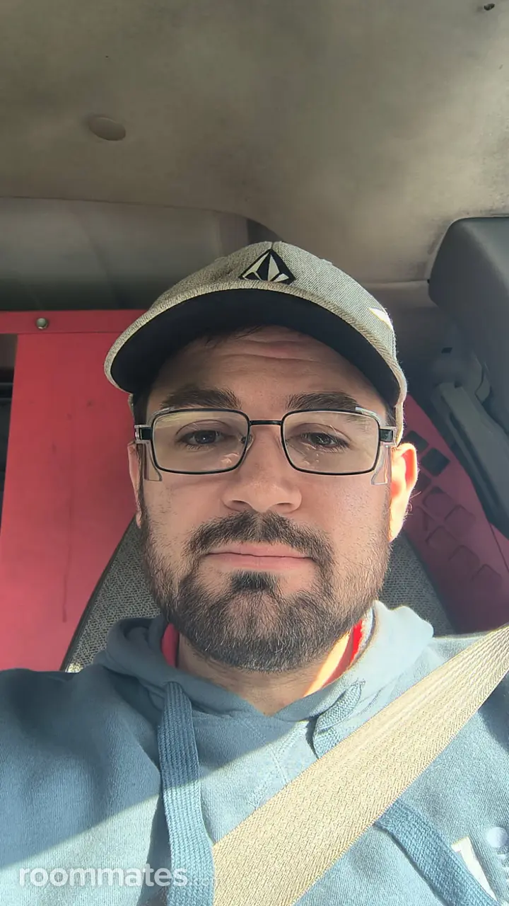 Profile photo 1 of 1