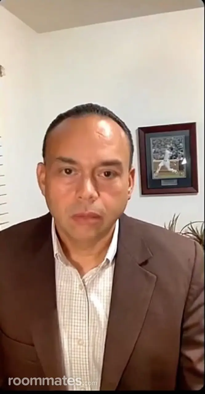 Profile photo 6 of 6