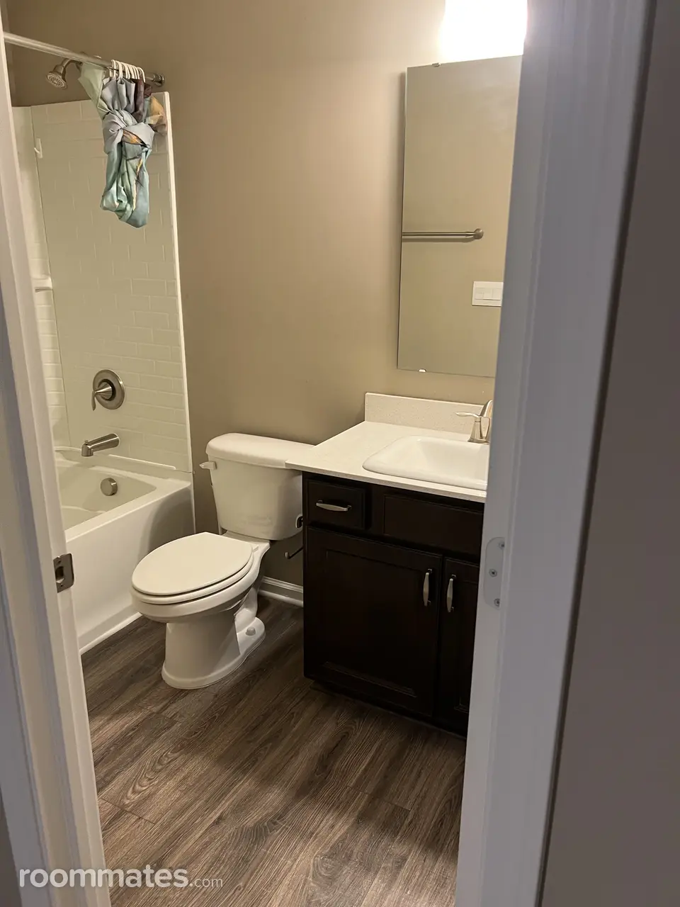 Profile photo 1 of 4