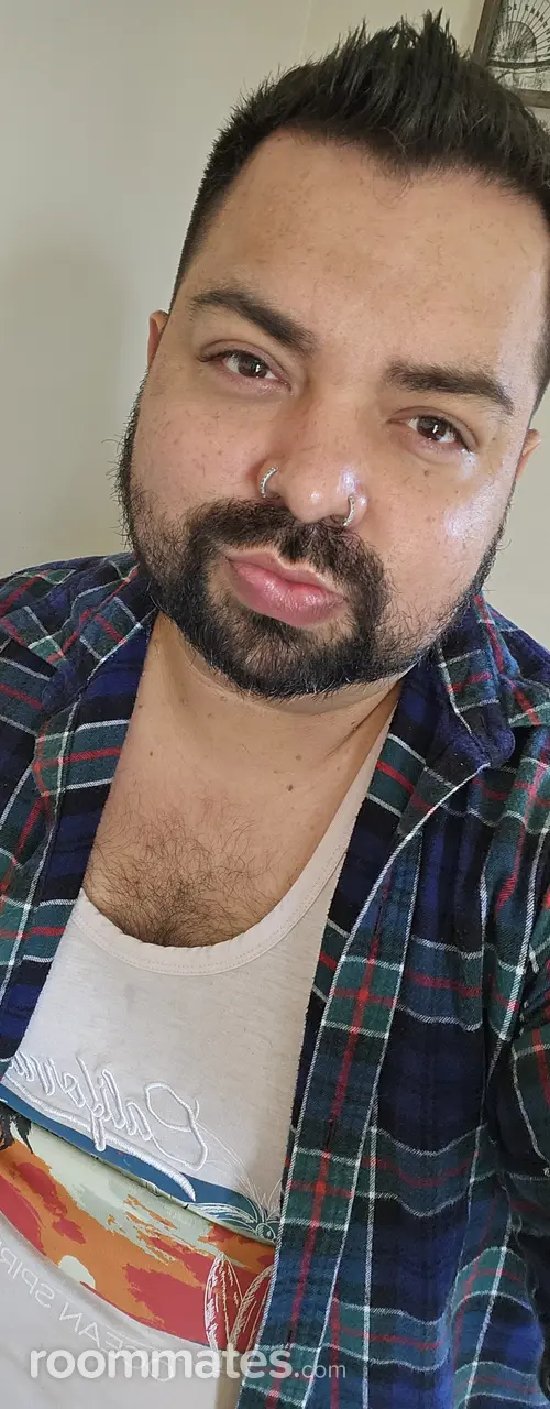 Profile photo 10 of 11