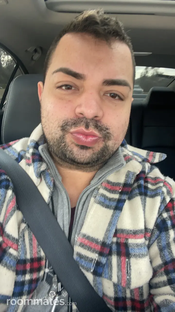 Profile photo 6 of 11