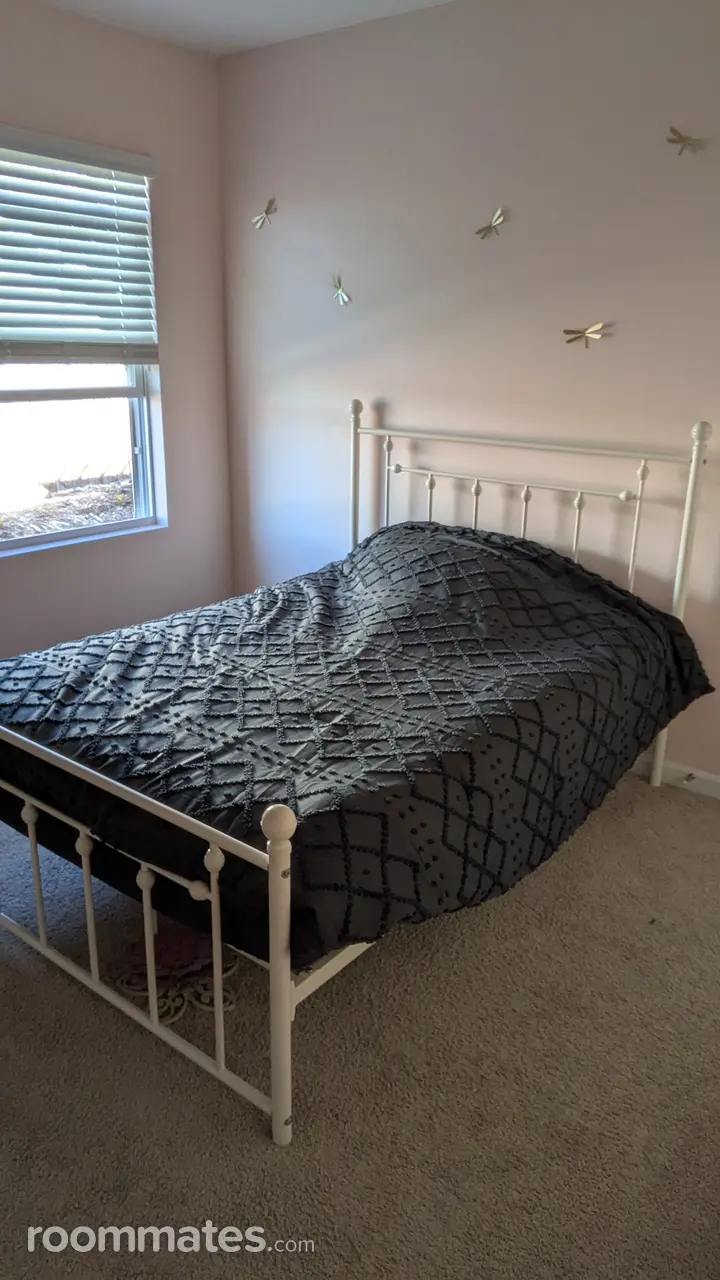 Profile photo 1 of 9