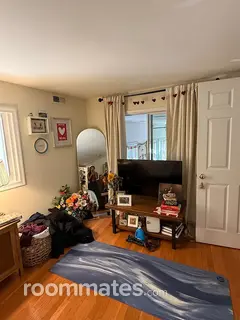 Room for rent in Washington, DC $1500, condo