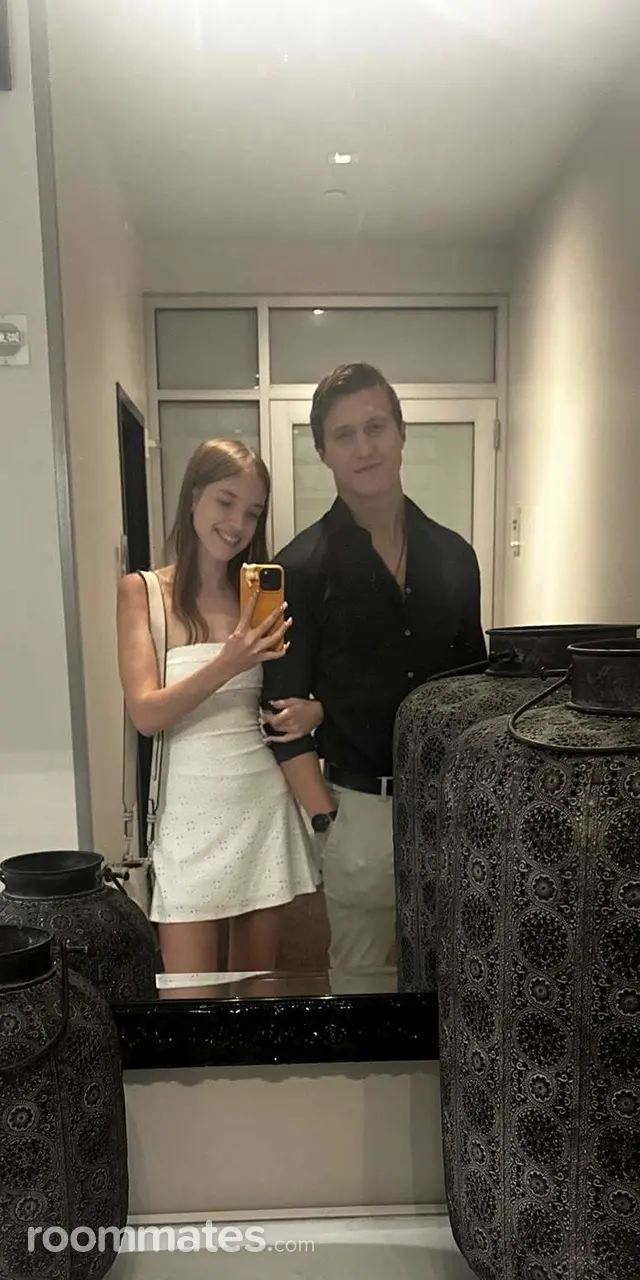 Profile photo 3 of 8