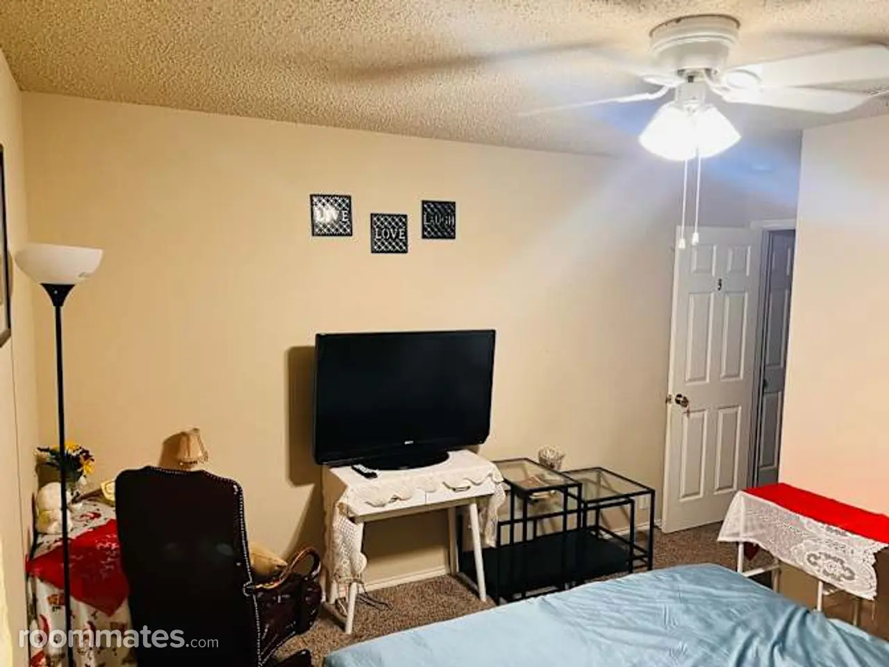 Profile photo 2 of 11