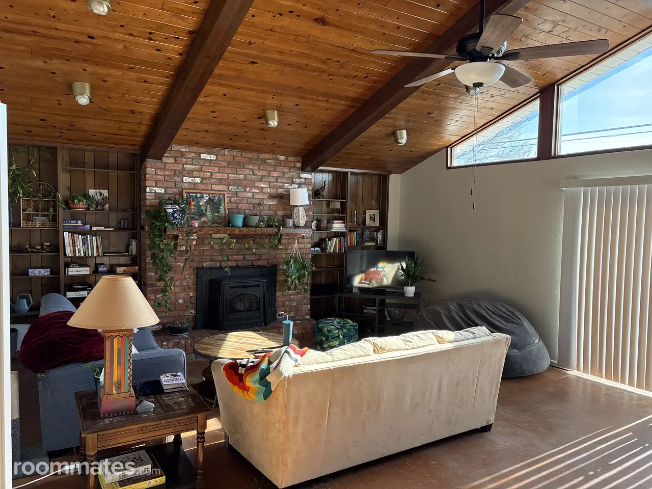 Profile photo 2 of 12