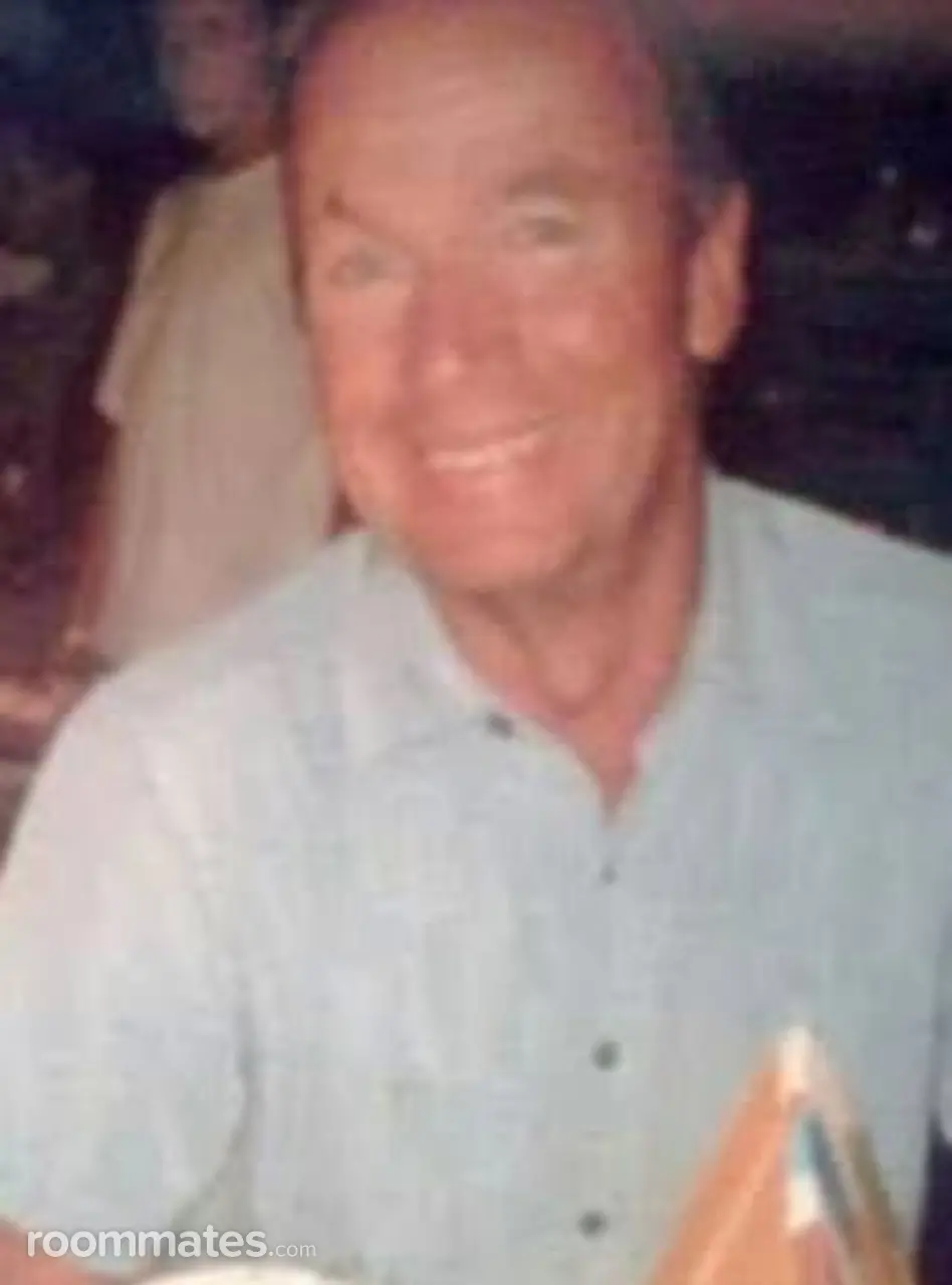 Profile photo 5 of 5