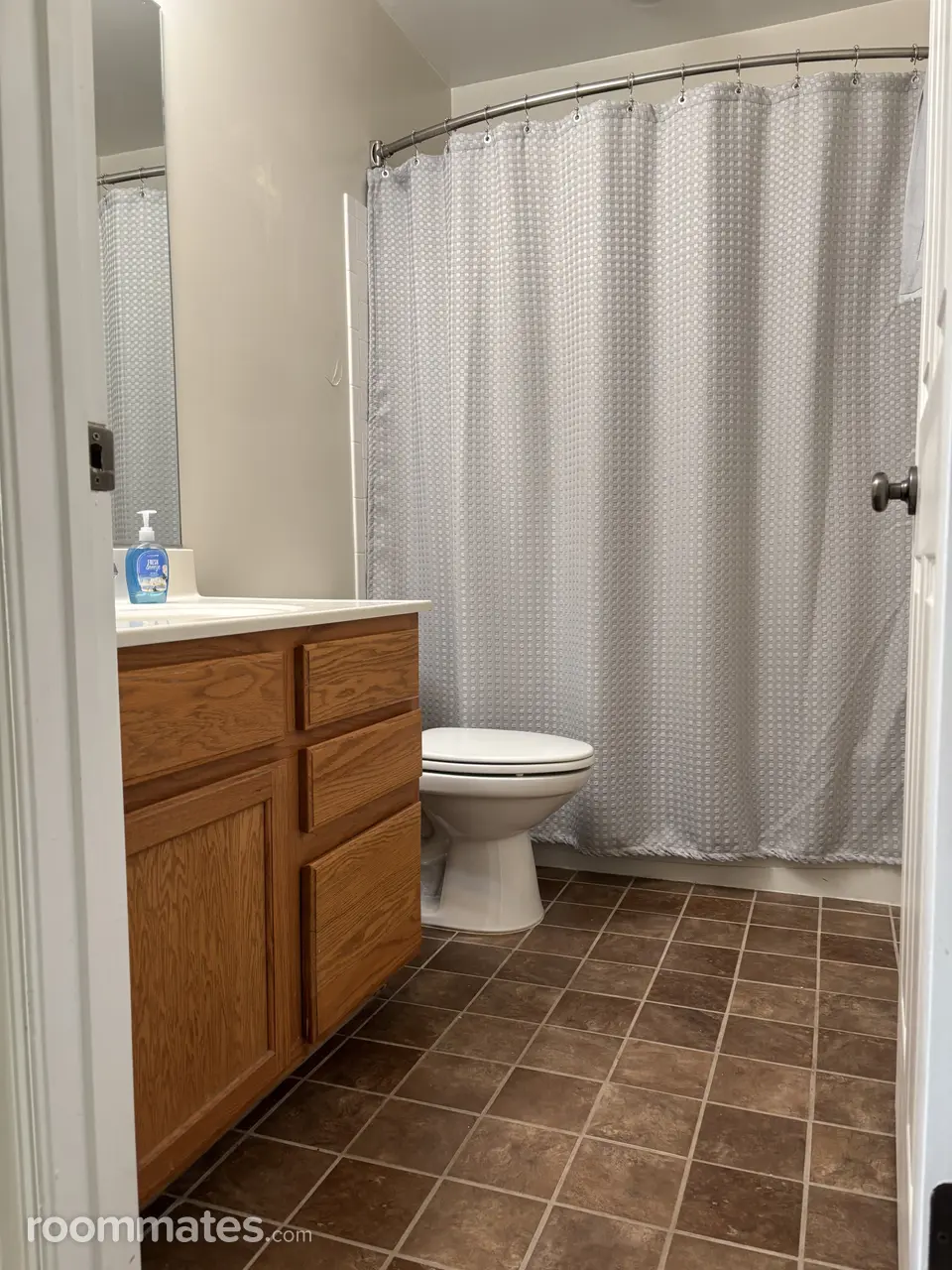 Profile photo 3 of 4